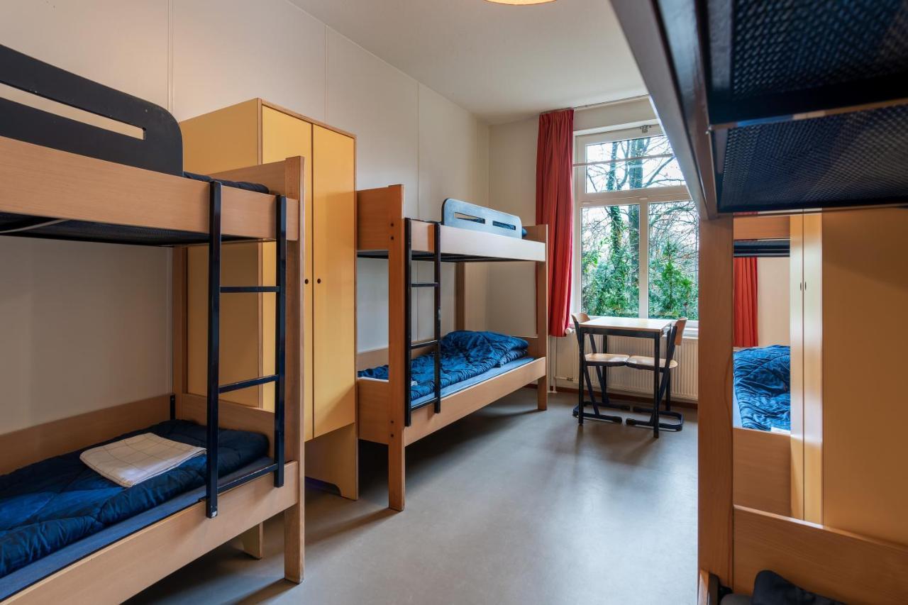 Zimmer für 6 Personen mit eigenem Bad